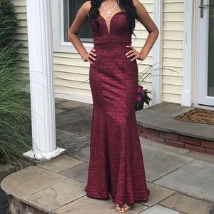 Sparkly maroon prom dress